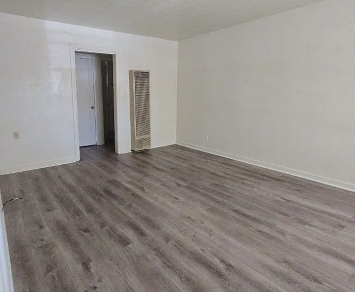 638 Nevada St — Photo 14