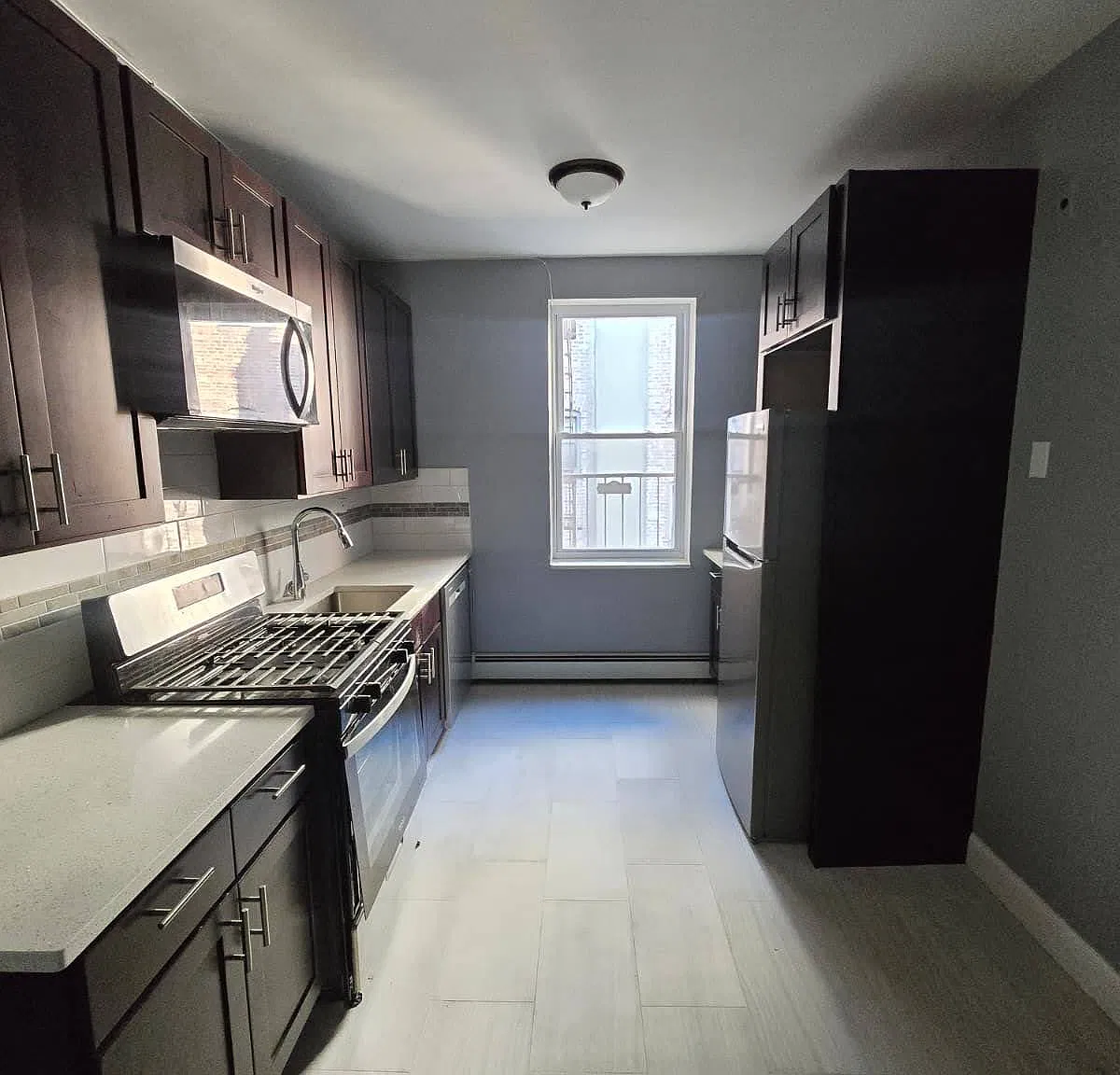 2 bed, $1,950 — Photo 2