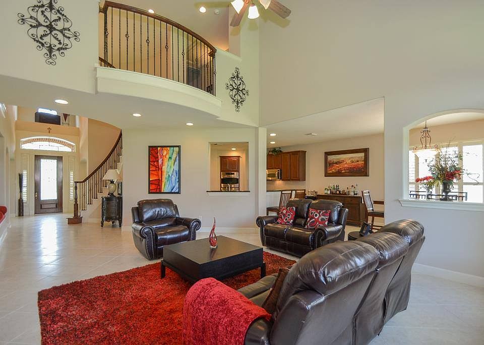1st image of 26510 Crescent Cove Ln