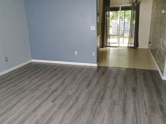 4th image of 21520 Campbell Dr #630