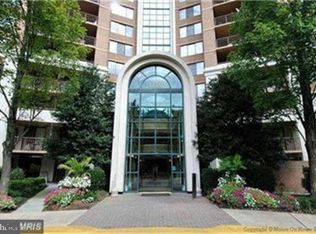 10101 Grosvenor Pl APT L08, Rockville, MD 20852