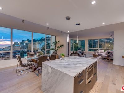 17350 W Sunset Blvd APT 306, Pacific Palisades, CA, 90272