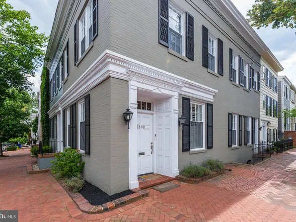 2800 Dumbarton St NW, Washington, DC 20007