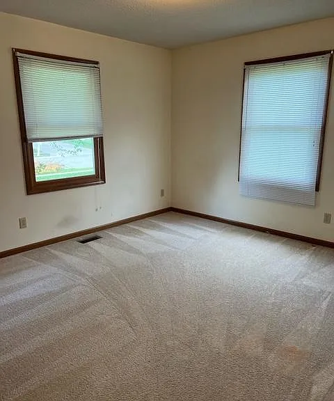 1100 Dani Ln — Photo 14