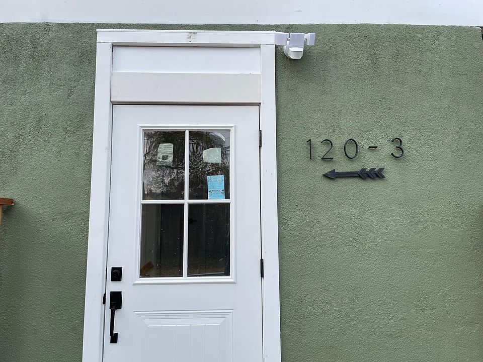 1st image of 120 Hawthorne Way Unit 3