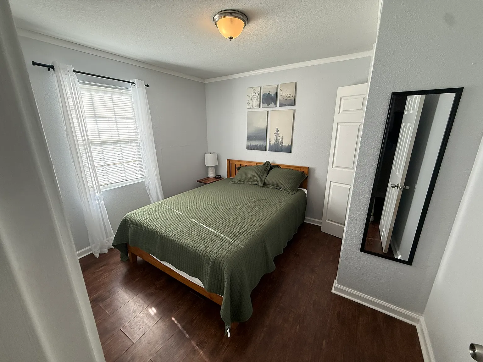 2 bed, 1425 sqft, $1,900 — Photo 3