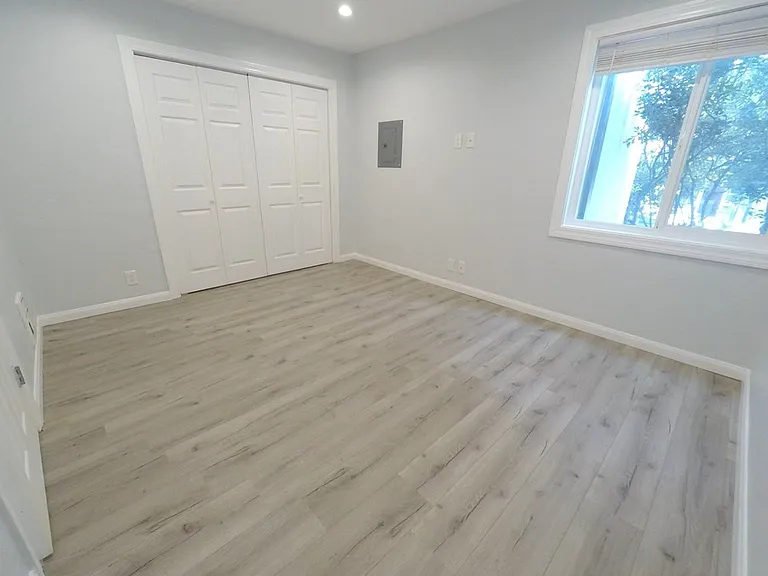 5824 College Ave #1 — Photo 3