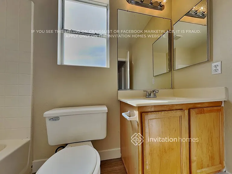 8068 Sweet Clover Ct — Photo 22
