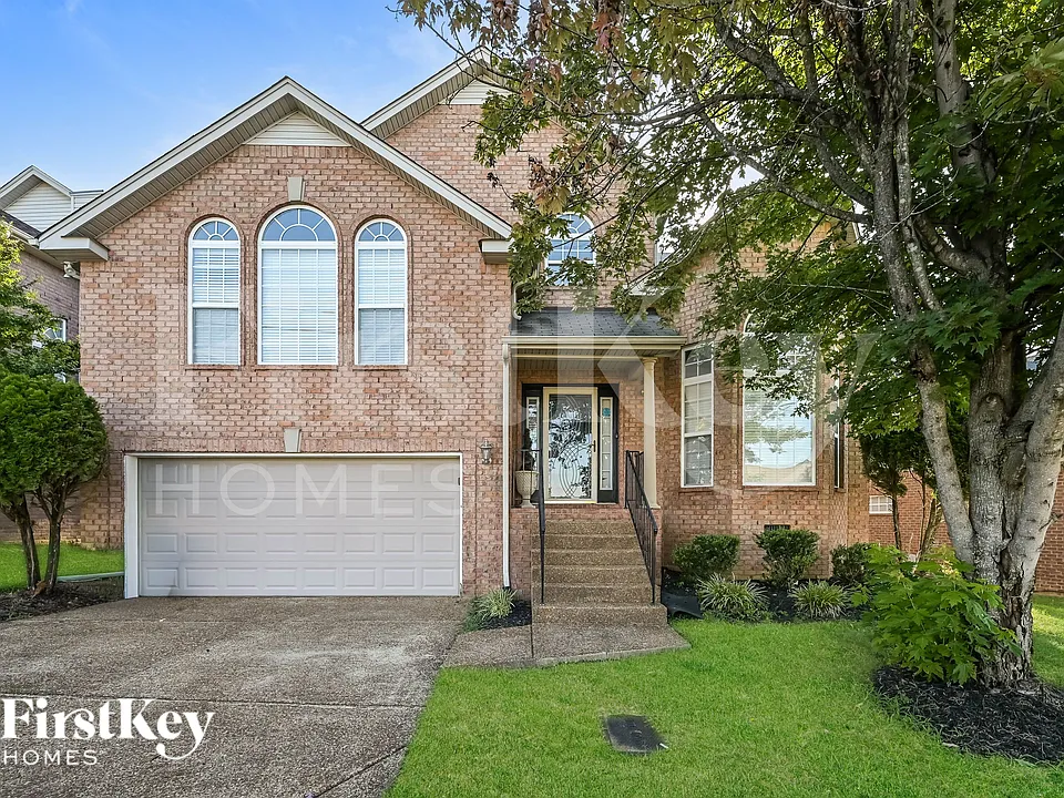5672 Deer Valley Trl