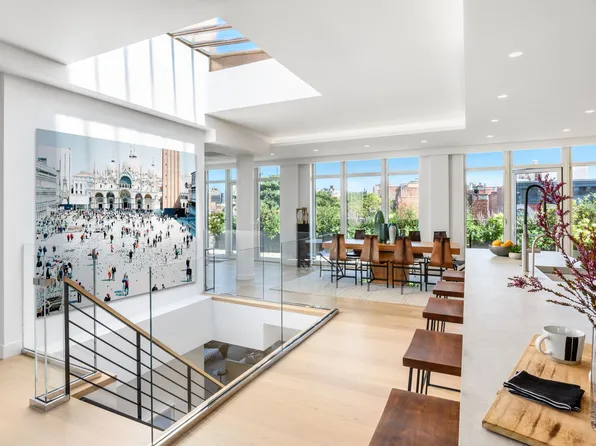 744 Greenwich Street image 1 of 11