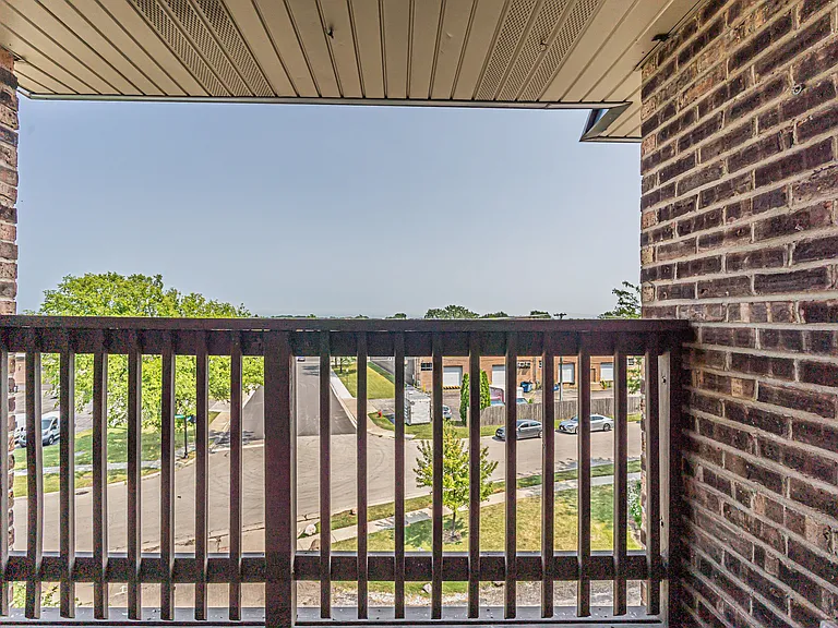 700 Perrie Dr #416 — Photo 13