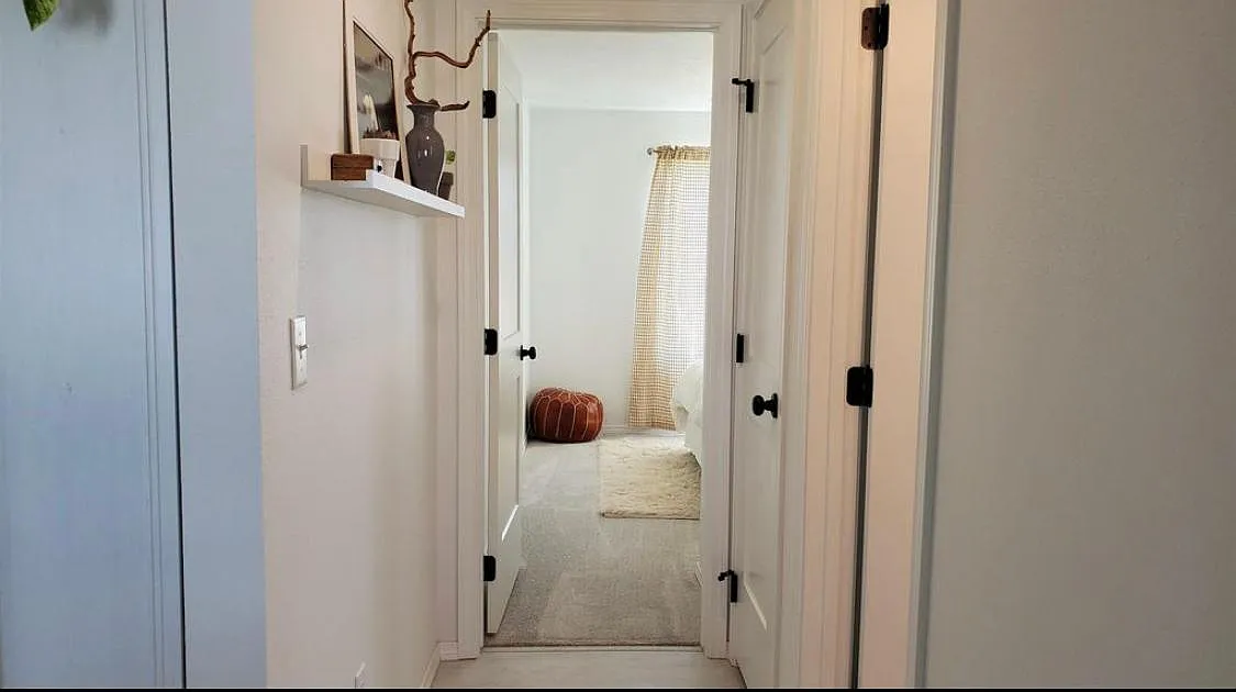 931 S Schnug St — Photo 3