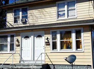 120 E Broad St APT 2, East Stroudsburg, PA