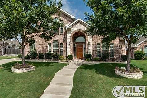 1st image of 418 Love Bird Ln