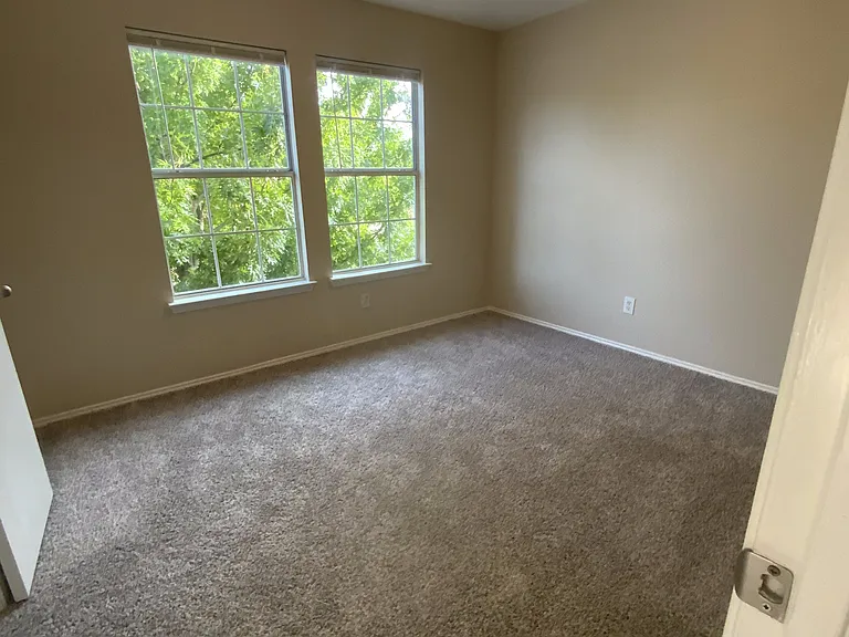 1722 Willow Way — Photo 10