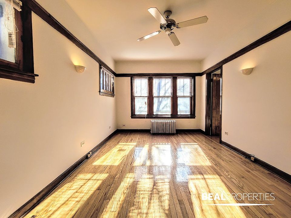 1st image of 816 W Waveland Ave #81601