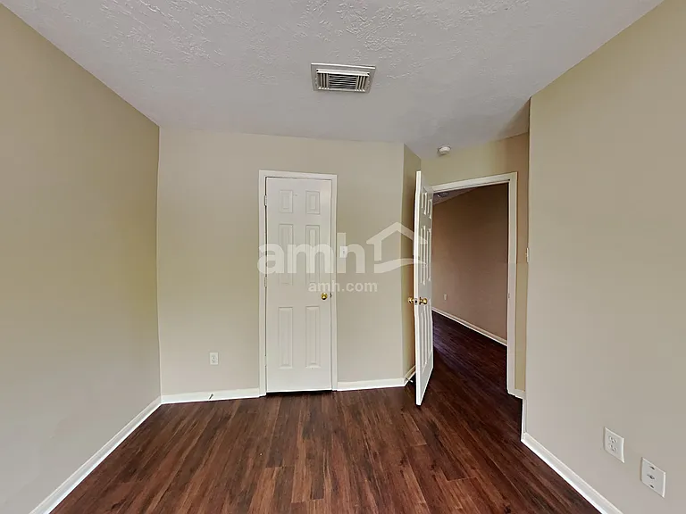 4002 Portman Glen Ln — Photo 14
