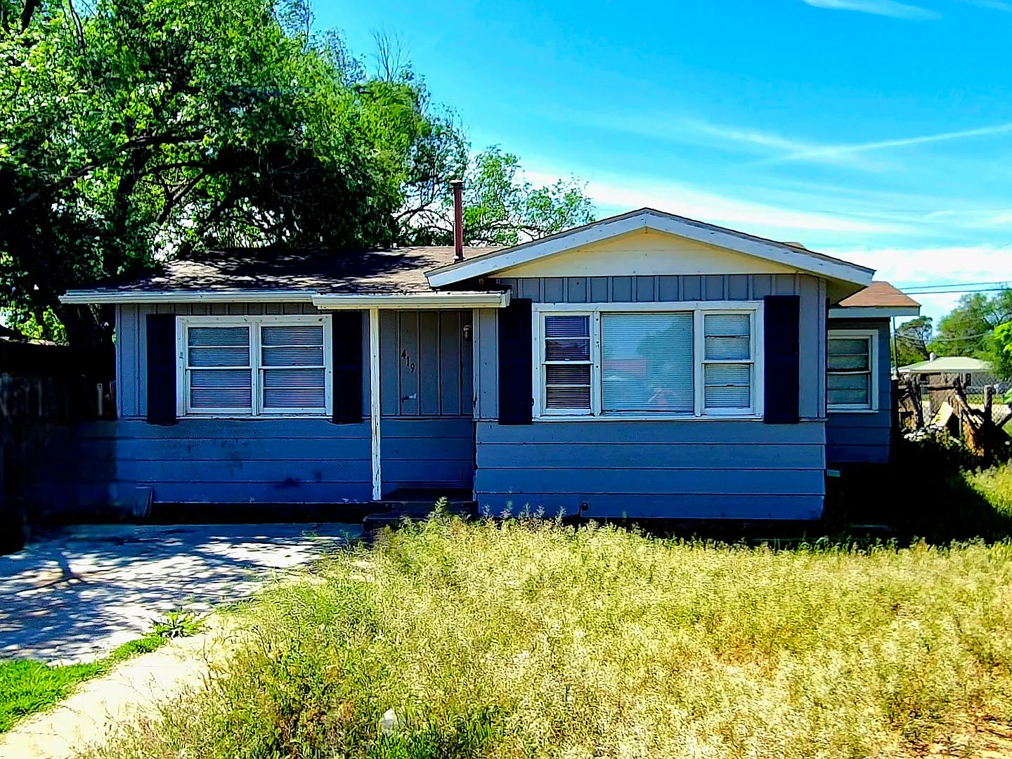 Move-In Special: Cozy 3 Bedroom Home In East Lubbock — Photo 2