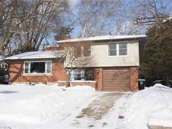 249 Murdock Ave, Waterloo, ON N2J 2M6