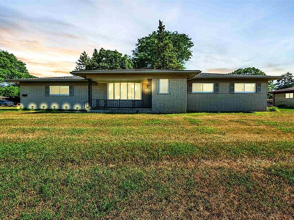 2nd image of 6750 Wanita Ct