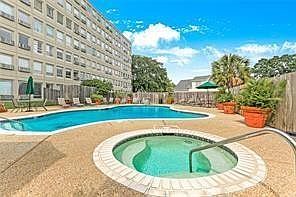 5th image of 401 Metairie Rd APT 305