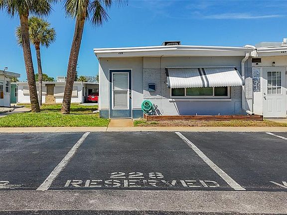 2nd image of 250 Rosery Rd NW APT 228