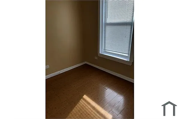 Building Photo - 6145 S Justine St #2