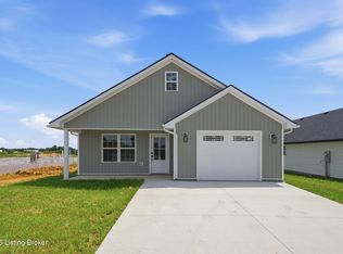 186 Charles Carr Dr, Harrodsburg, KY 40330