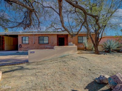 6260 E 2nd St, Tucson, AZ, 85711