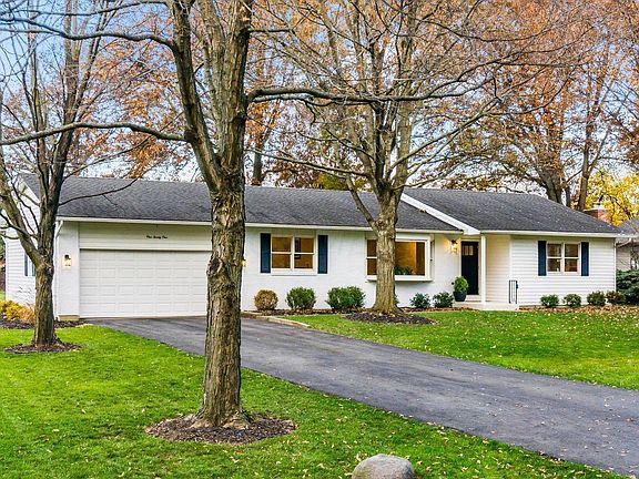 2nd image of 121 Boyd Dr