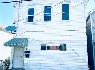 910 Fallowfield Ave, Charleroi, PA