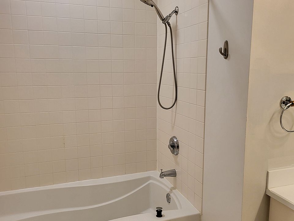 1st image of 33 W Ontario St APT 29H