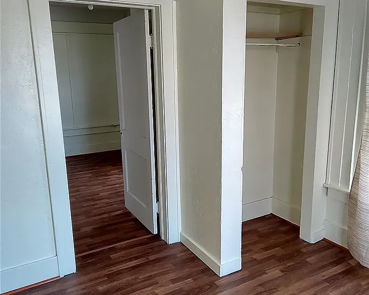 302 SW Park Ave #B — Photo 7