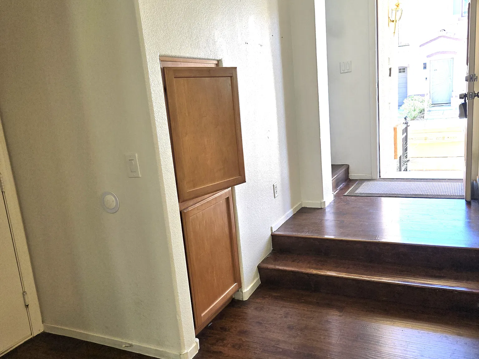 3 bed, 1230 sqft, $1,500 — Photo 3