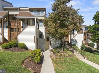 18220 Windsor Hill Dr #306, Olney, MD 20832