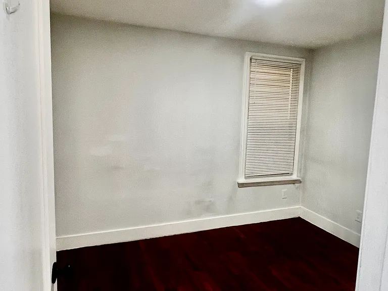 397 Chelsea St #2 — Photo 6