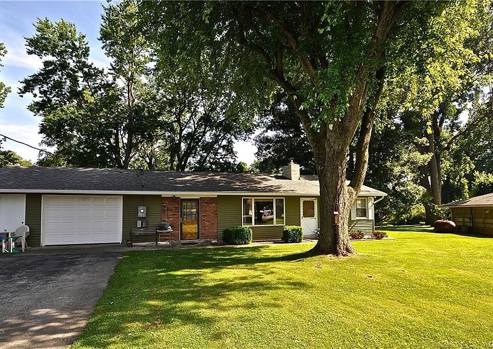 1st image of 1141 N Middle Dr
