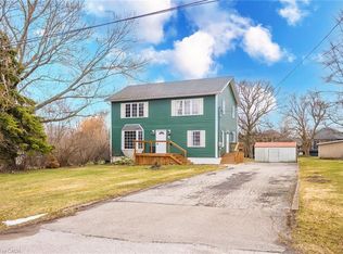 29 Quaker Rd, Welland, ON L3C 3G3