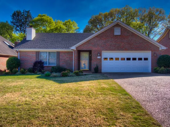 119 Meadowcrest Dr, Florence, AL 35630