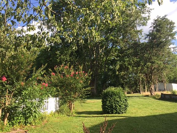 4th image of 5540 Saddlewood Ln