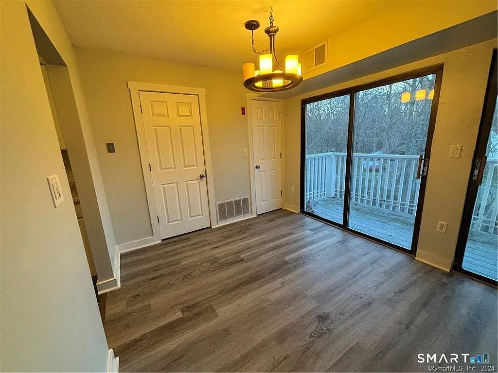 Brookwood Village — Photo 3