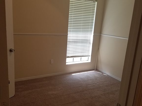 3rd image of 5934 Dart Dr