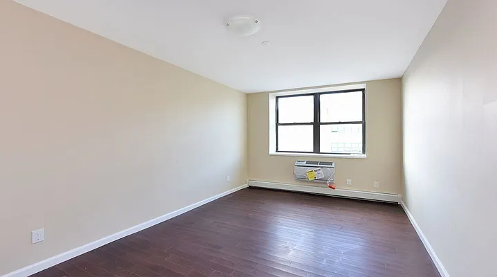 Rented by Alpha Acquisitions Realty Corp | media 20