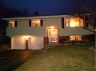 6 View St, Rensselaer, NY 12144