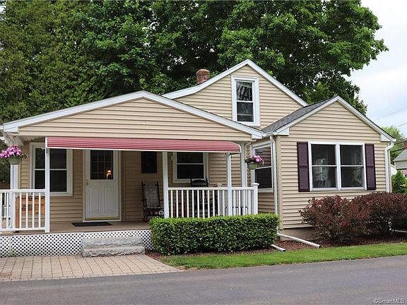 5th image of 59 Kingsbury Ave
