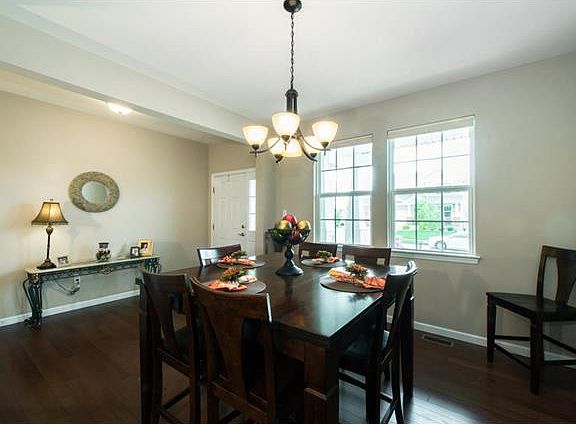 5th image of 1086 Durham Garden Dr