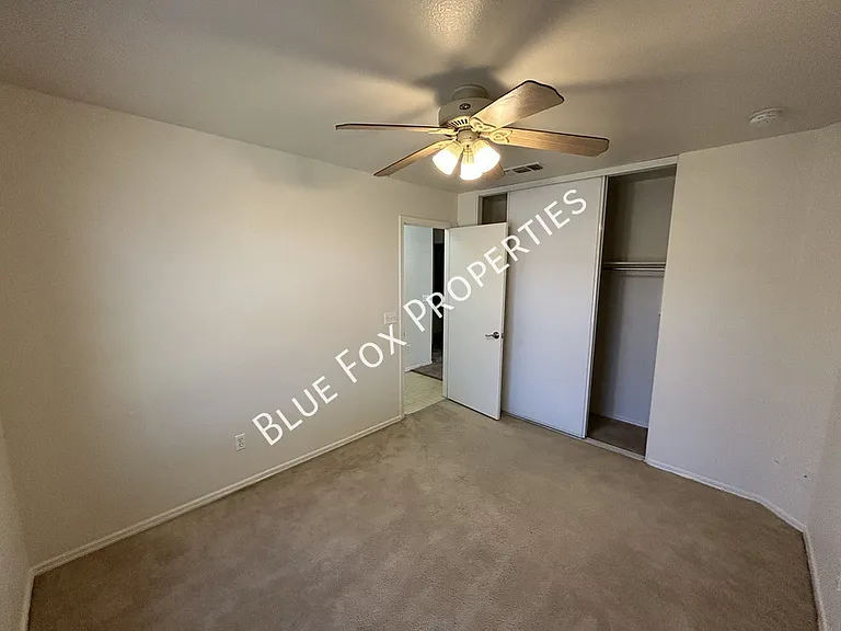 2021 W Menzel Dr — Photo 14