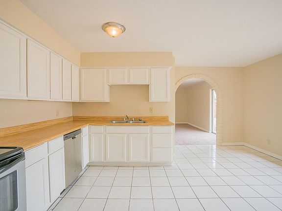 3rd image of 6518 W Georgia Ave