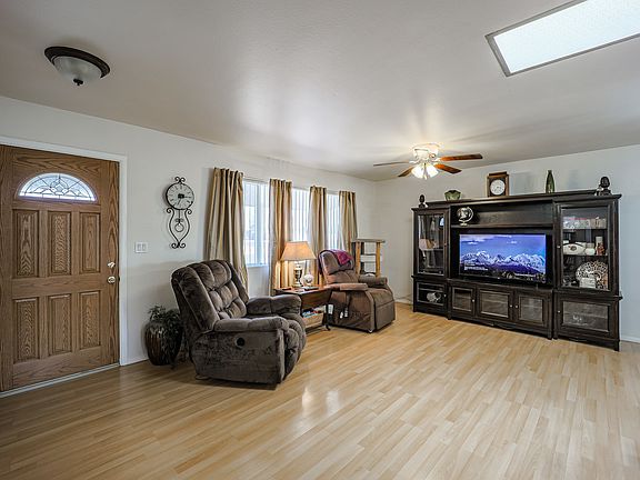 3rd image of 11608 N 107th Ave