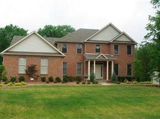 36 Elizabeth Pl, Canfield, OH